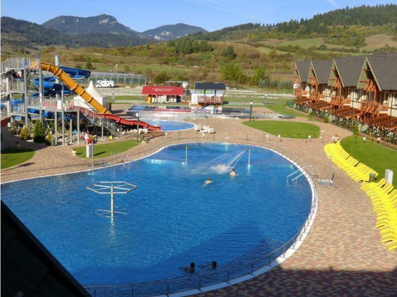 Apartman Nellinka Bešeňová Екстериор снимка